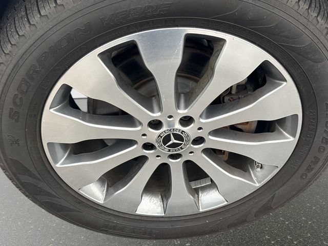 Used 2019 Mercedes-Benz GLS 450 4MATIC image 10