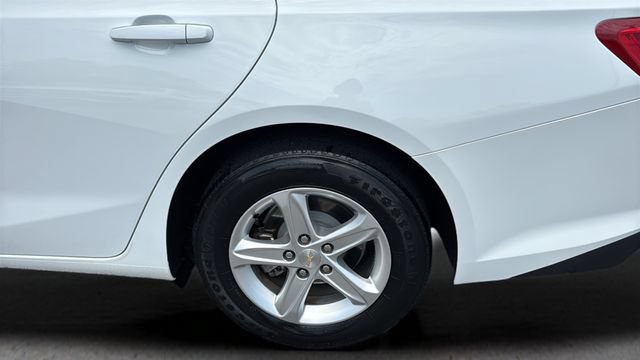 Used 2023 Chevrolet Malibu LS FWD image 34