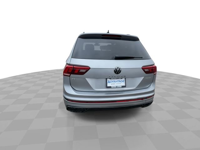 Used 2022 Volkswagen Tiguan SE R-Line image 7