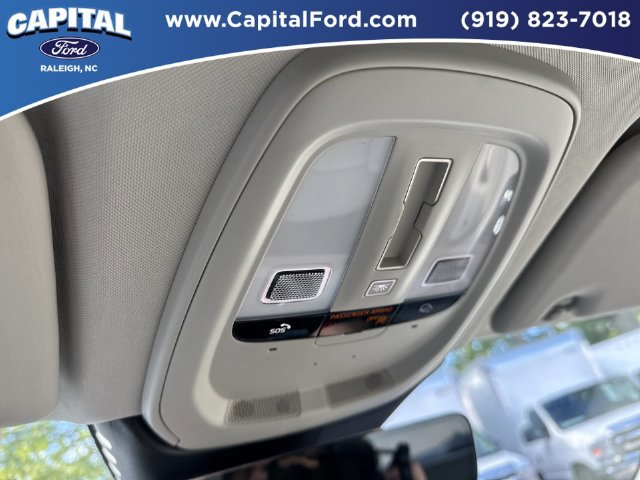 Used 2025 Volvo XC60 B5 Plus w/ Protection Package Premier AWD/4WD image 33