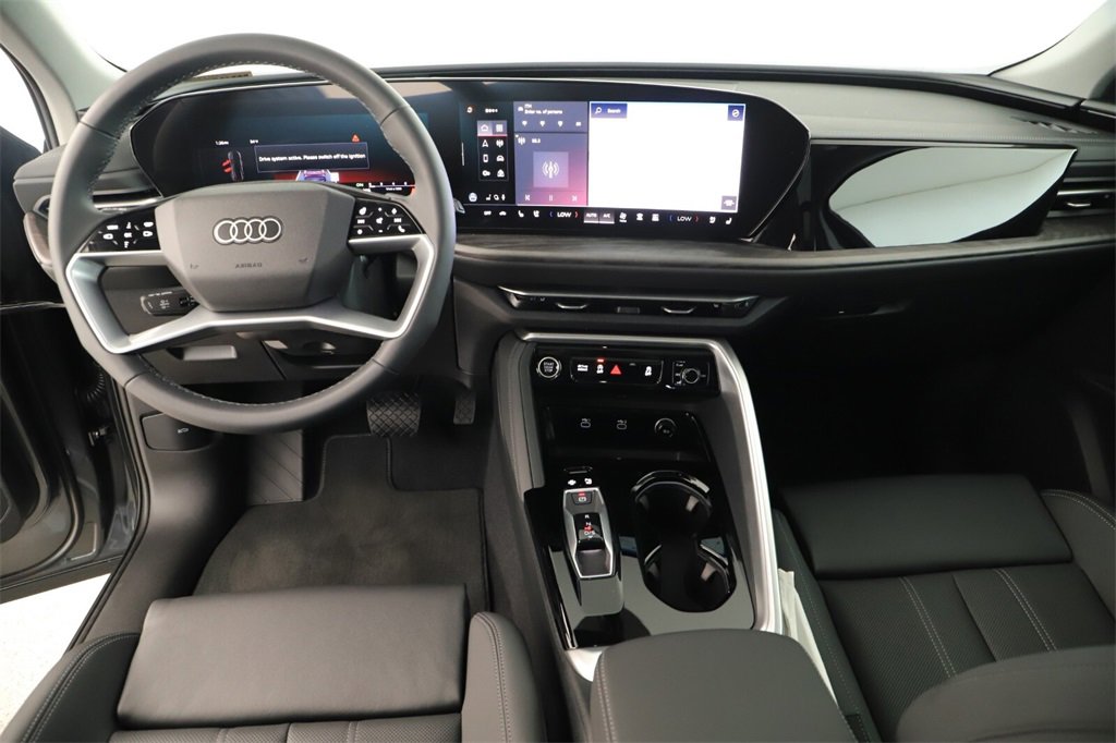 New 2025 Audi Q5 Premium Plus image 18