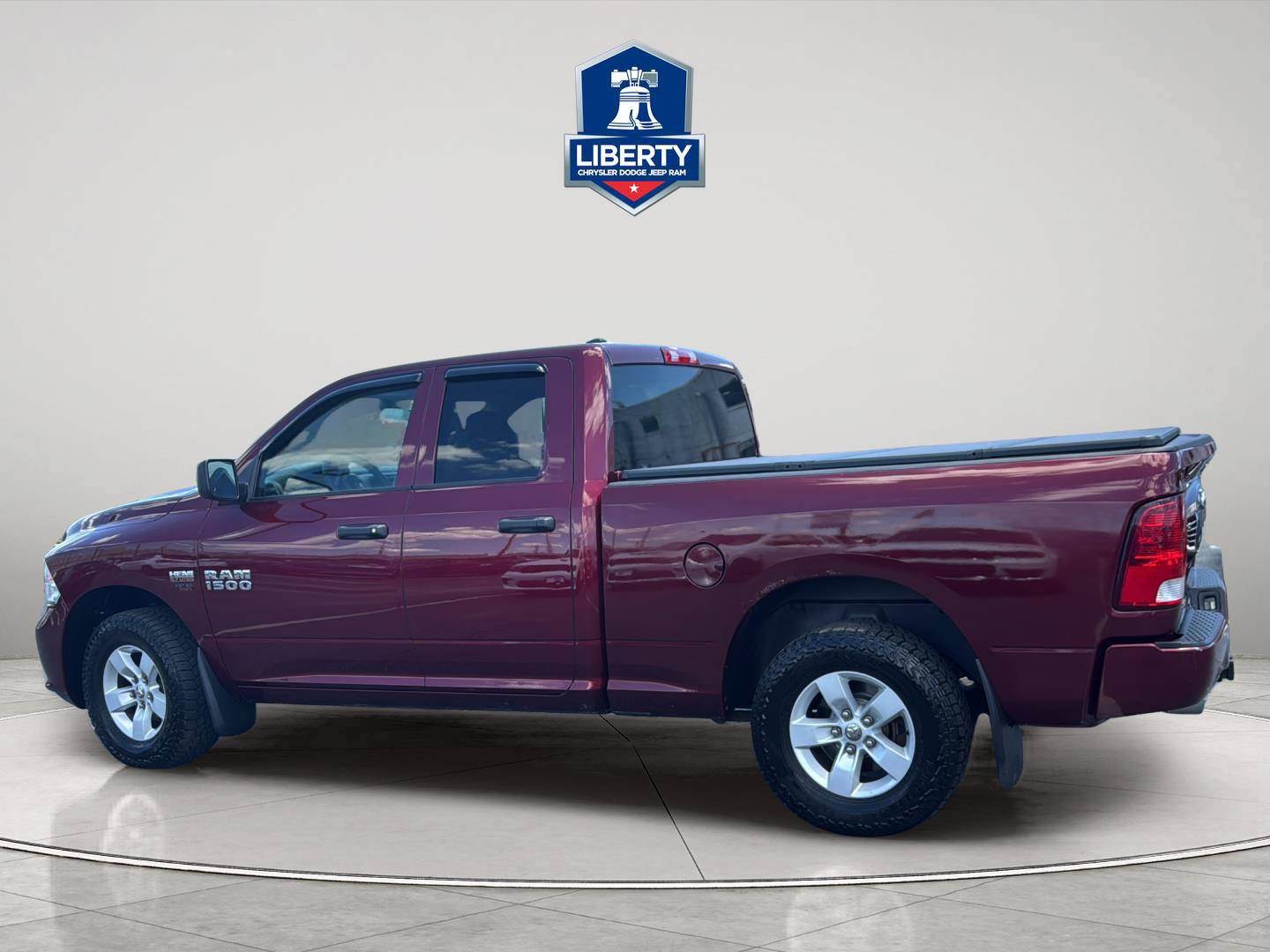 Certified 2017 RAM 1500 Express AWD/4WD image 6