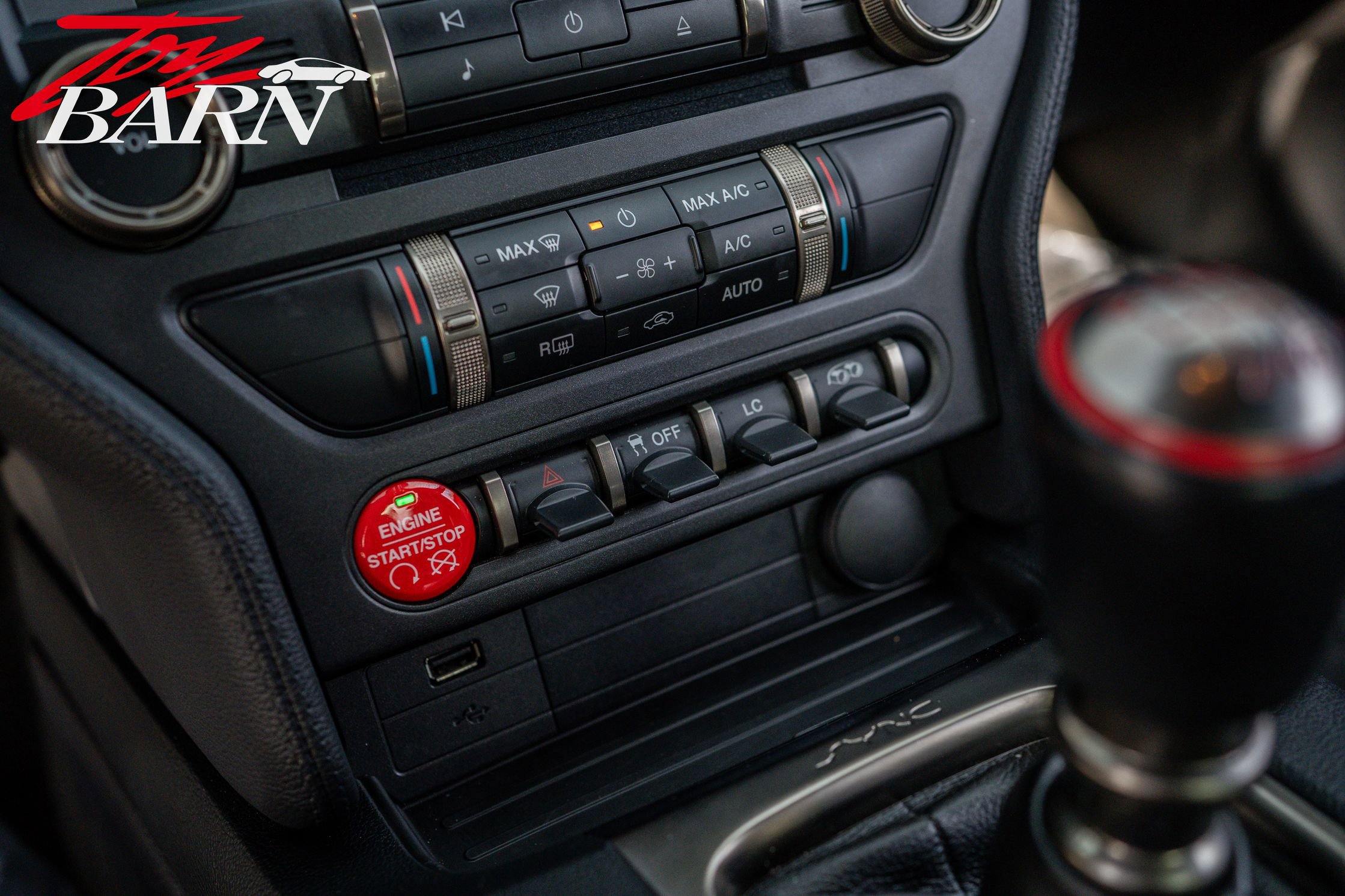 Used 2018 Ford Mustang Shelby GT350R w/ GT350R Equipment Group 920A image 35