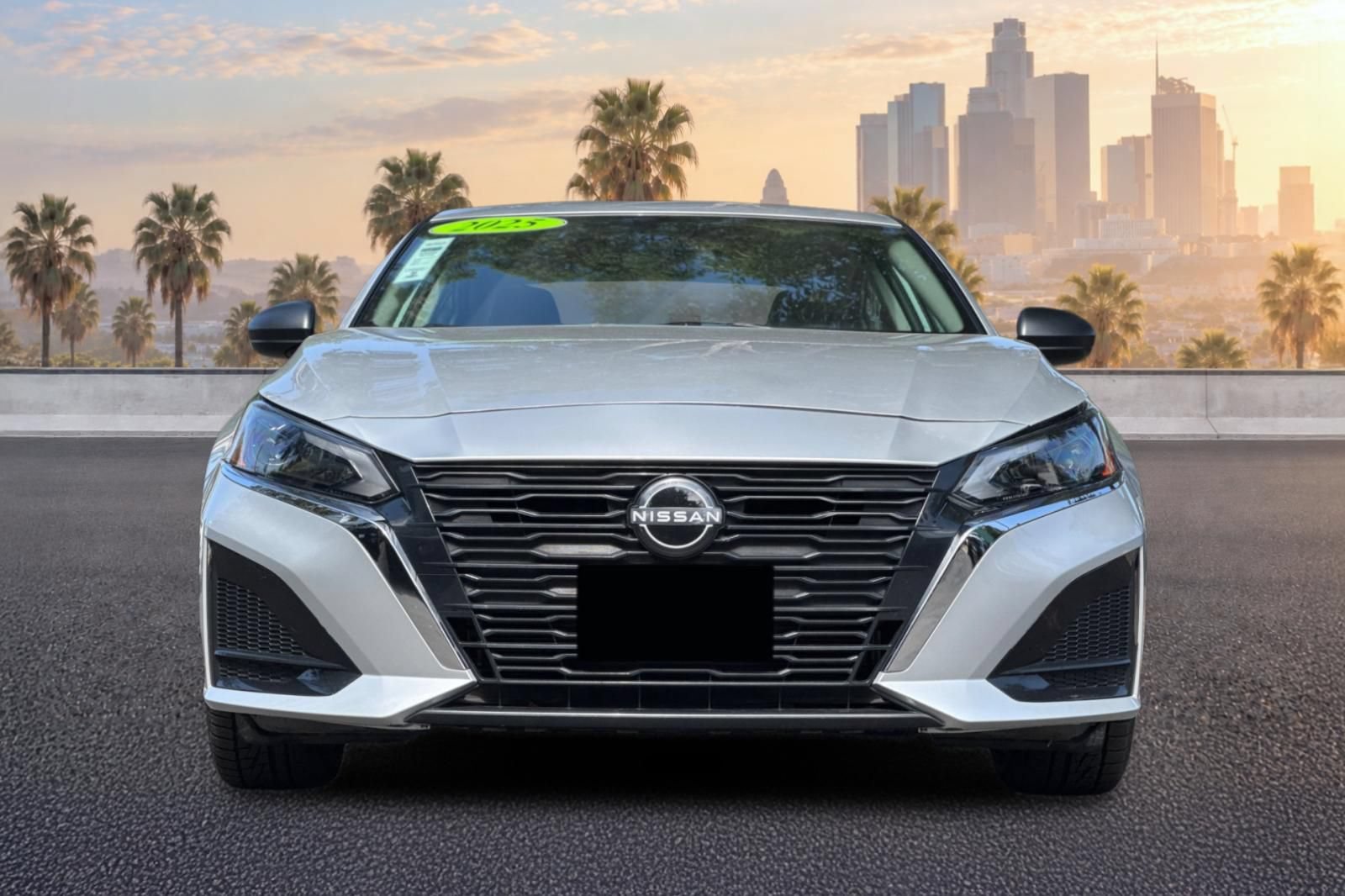 Used 2025 Nissan Altima 2.5 SV FWD image 9