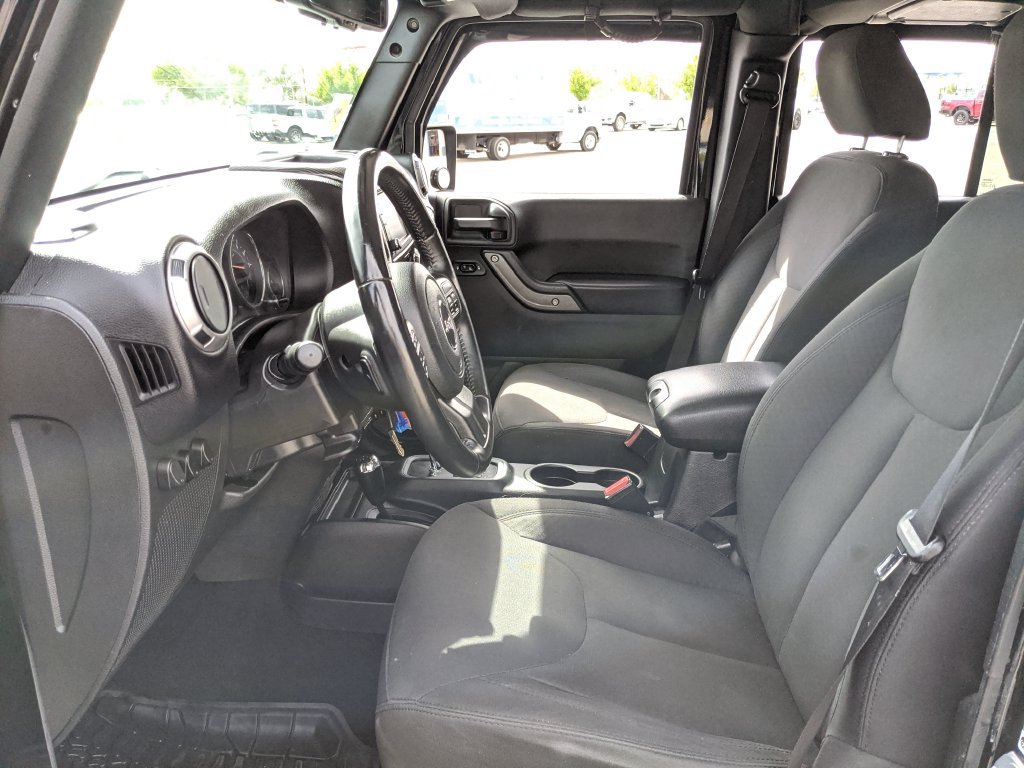 Used 2017 Jeep Wrangler Unlimited Sport w/ Quick Order Package 24S AWD/4WD image 15