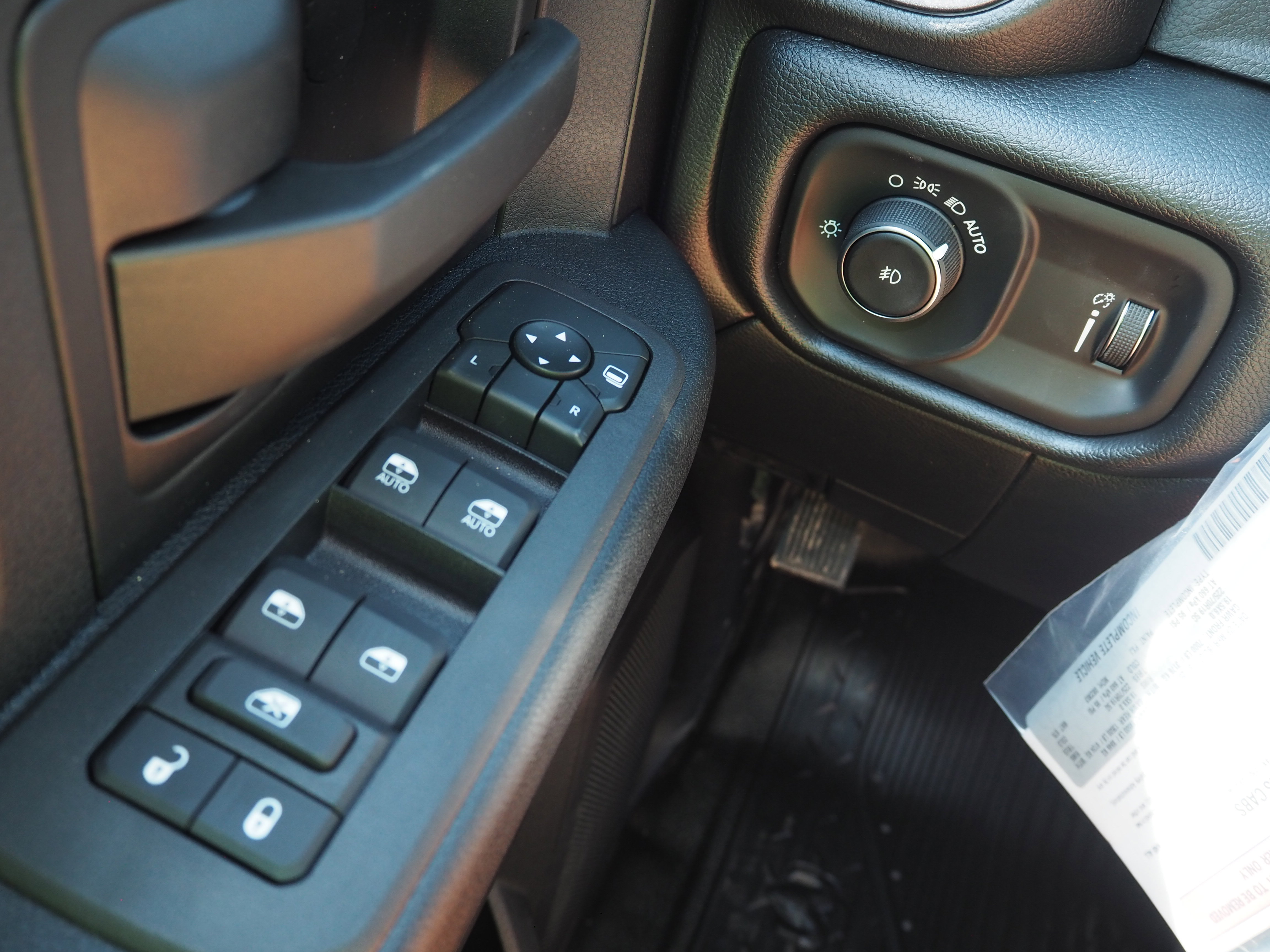 New 2026 RAM 5500 Tradesman image 32