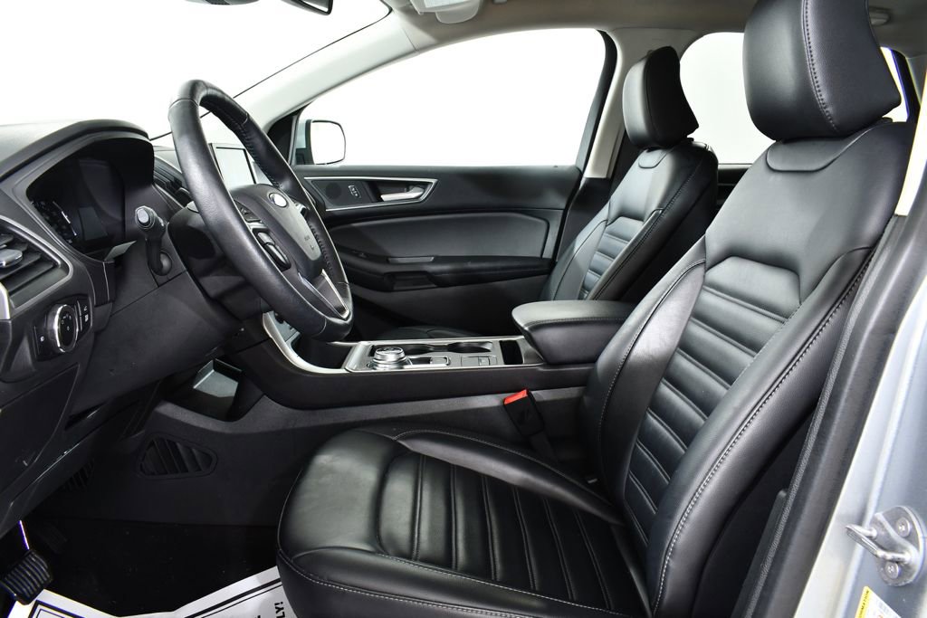 Used 2024 Ford Edge SEL w/ Convenience Package image 6
