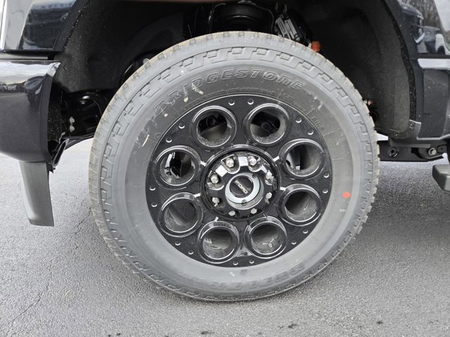 New 2026 Ford F350 Lariat w/ Black Appearance Package image 32