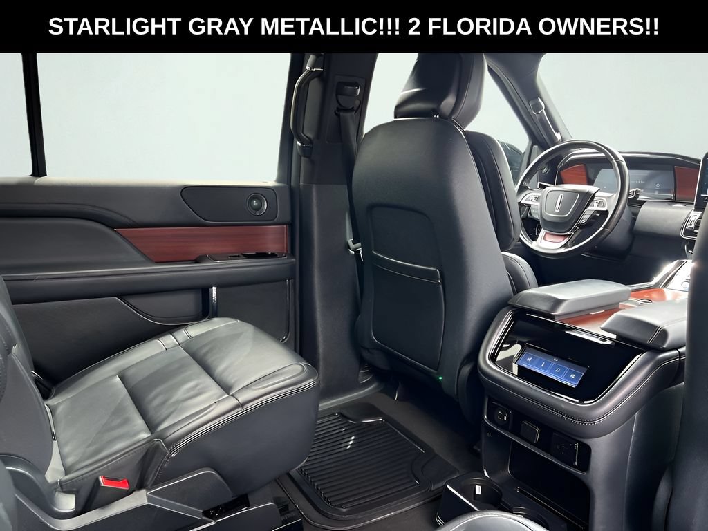 Used 2023 Lincoln Navigator 4WD image 33