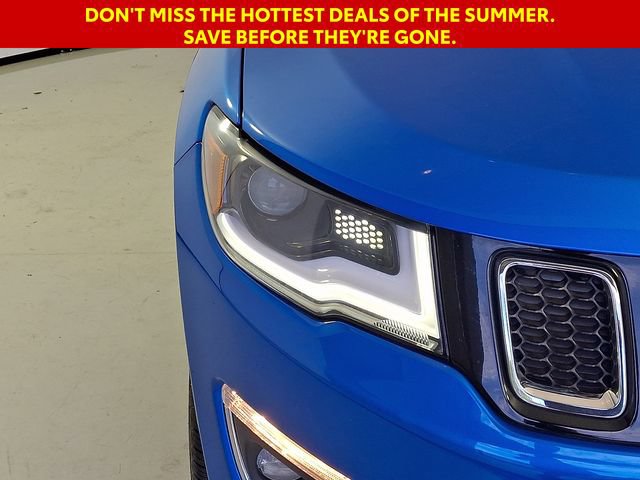 Used 2017 Jeep Compass Limited AWD/4WD image 10