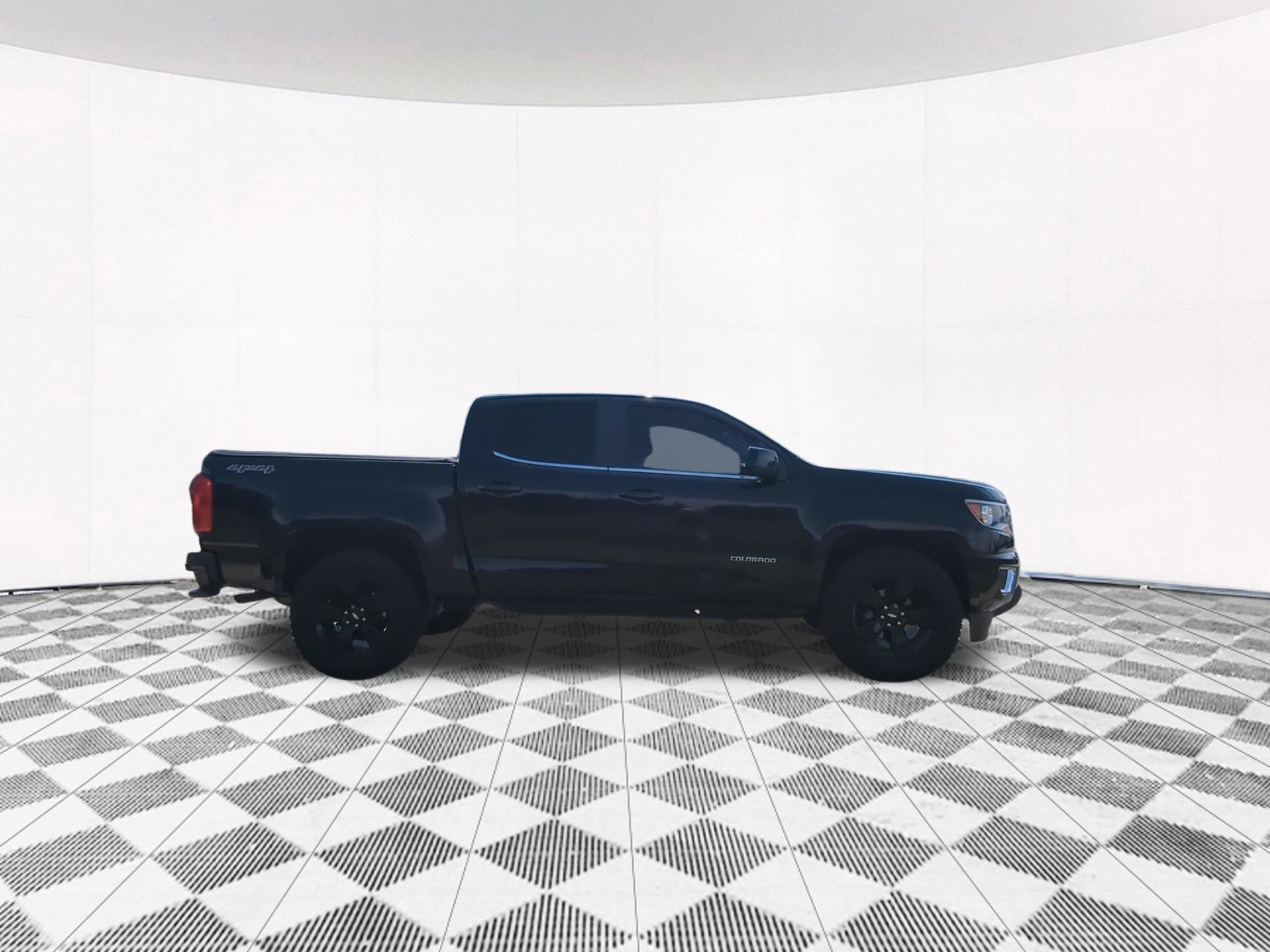 Used 2016 Chevrolet Colorado LT w/ Midnight Edition AWD/4WD image 7