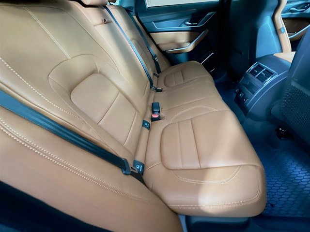 New 2026 Jaguar F-PACE R-Dynamic S image 26