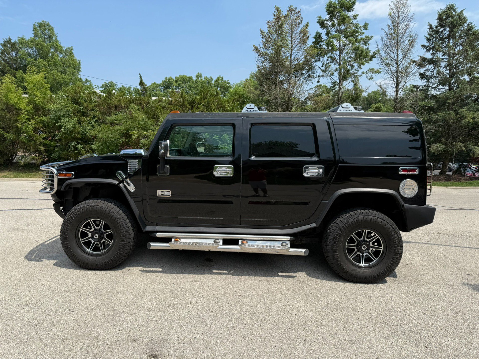 Used 2004 HUMMER H2 Luxury w/ Preferred Equipment Group image 5