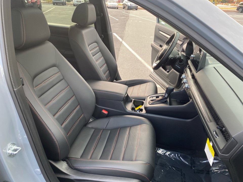 Used 2026 Honda CR-V Sport-L image 28