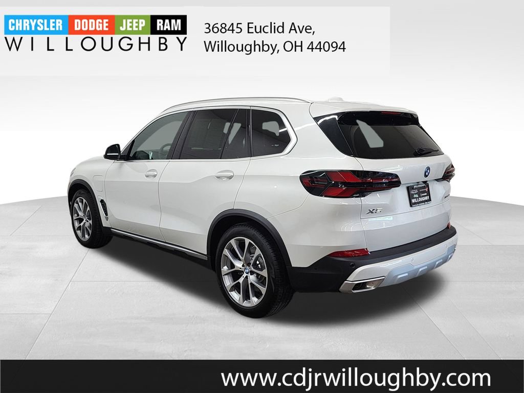 Used 2026 BMW X5 xDrive50e w/ Climate Comfort Package AWD/4WD image 6
