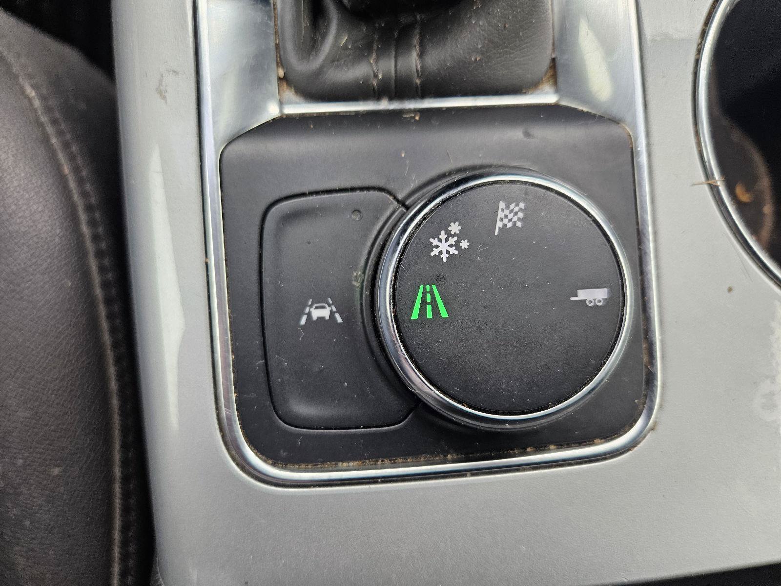 Used 2023 Chevrolet Blazer LT FWD image 16