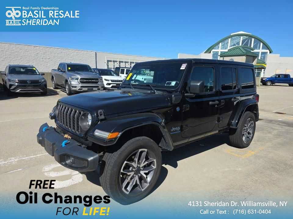 Used 2024 Jeep Wrangler Unlimited w/ Technology Group