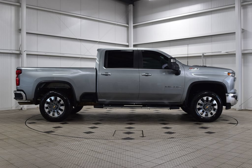 Used 2025 Chevrolet Silverado 2500 LT w/ All Star Edition AWD/4WD image 8