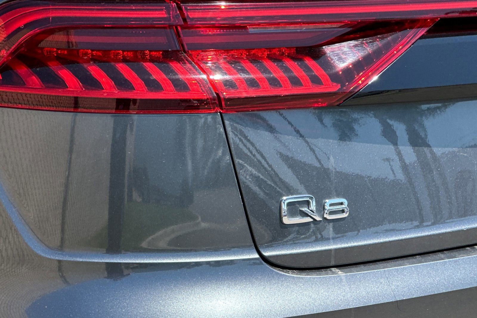 Used 2020 Audi Q8 Premium Plus AWD/4WD image 29