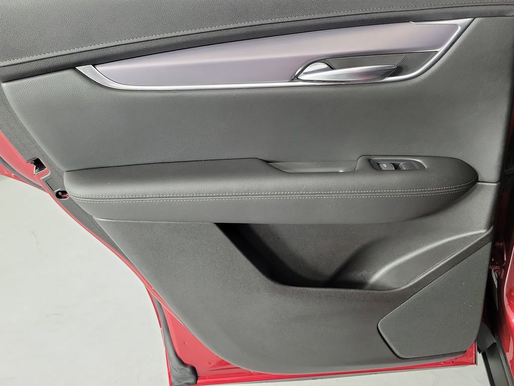 Used 2023 Cadillac XT5 Luxury FWD image 13