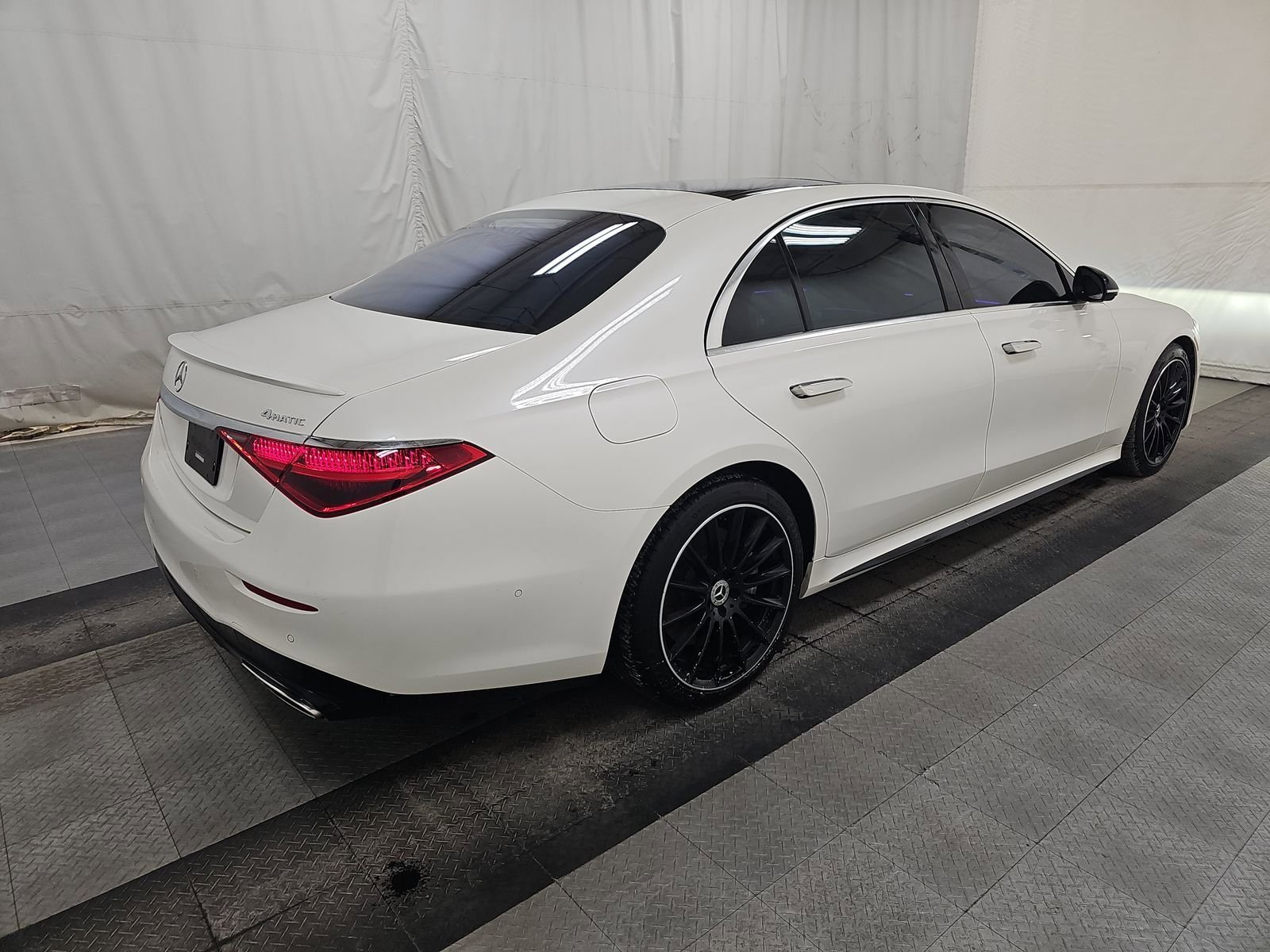 Used 2022 Mercedes-Benz S 500 4MATIC image 6