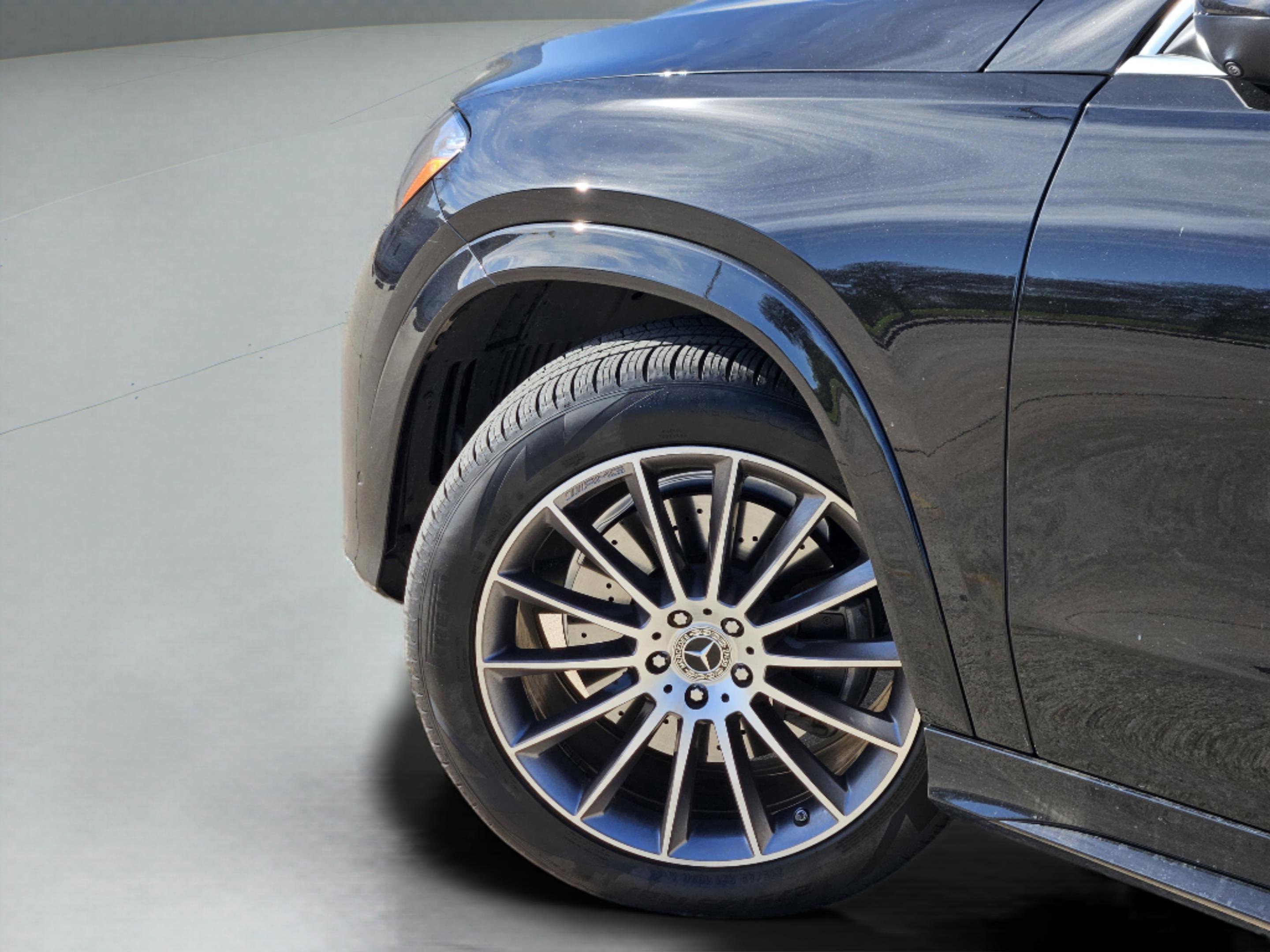 Certified 2025 Mercedes-Benz GLE 580 4MATIC image 5