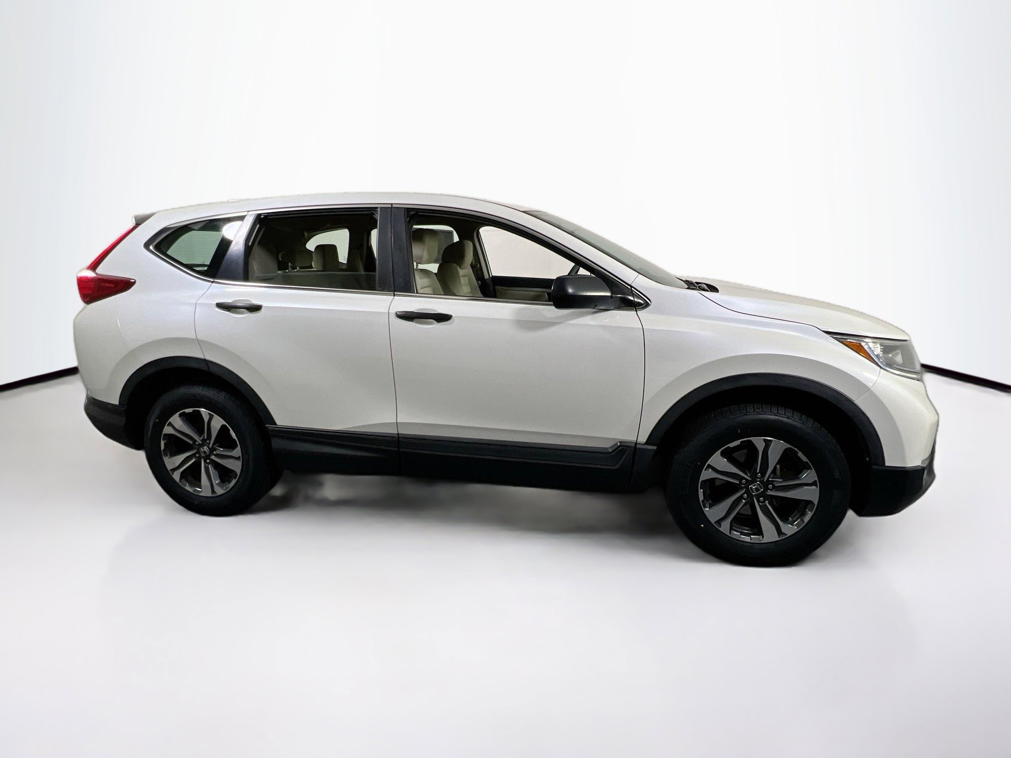 Used 2017 Honda CR-V LX image 4