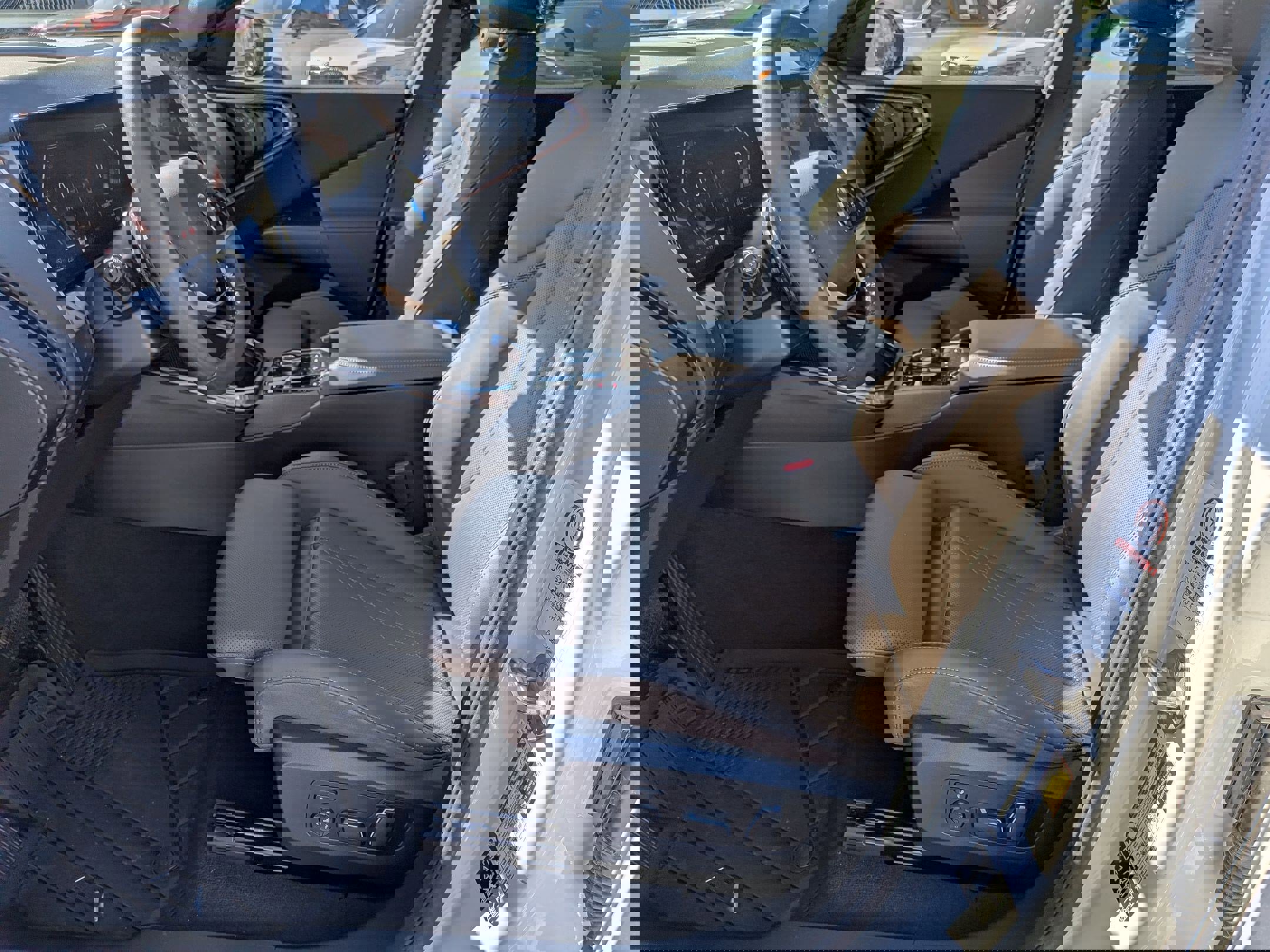 Used 2025 BMW X3 xDrive30i w/ Convenience Package image 14