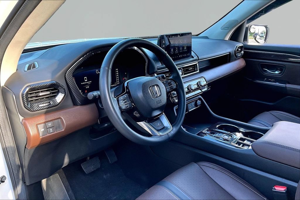Certified 2024 Honda Pilot Elite image 12