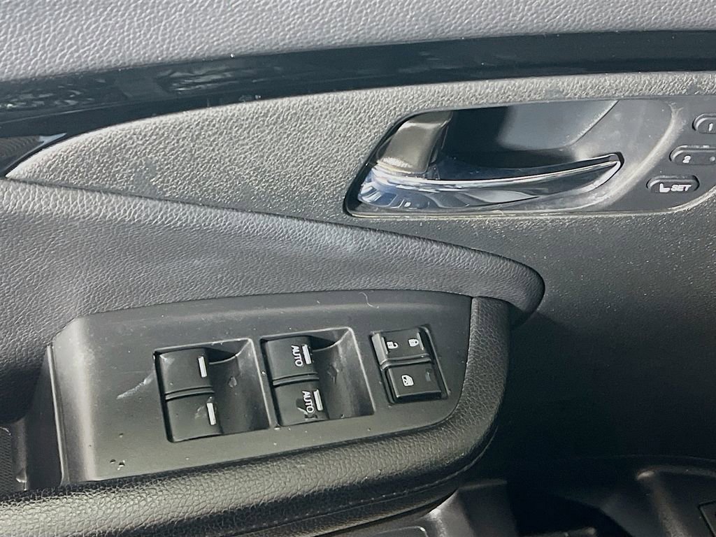 Used 2017 Honda Pilot Elite image 17