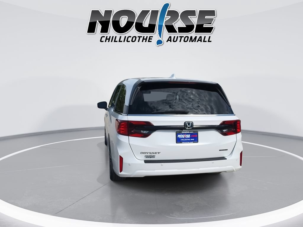 Certified 2025 Honda Odyssey Touring image 7