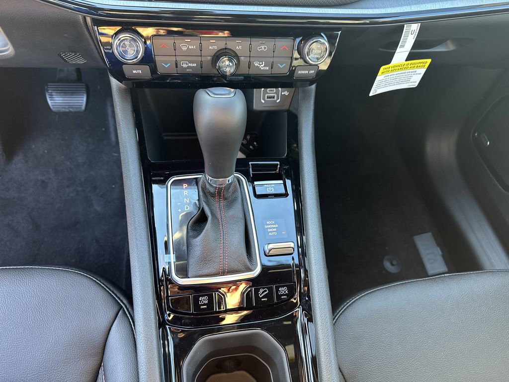 New 2026 Jeep Compass Trailhawk image 21