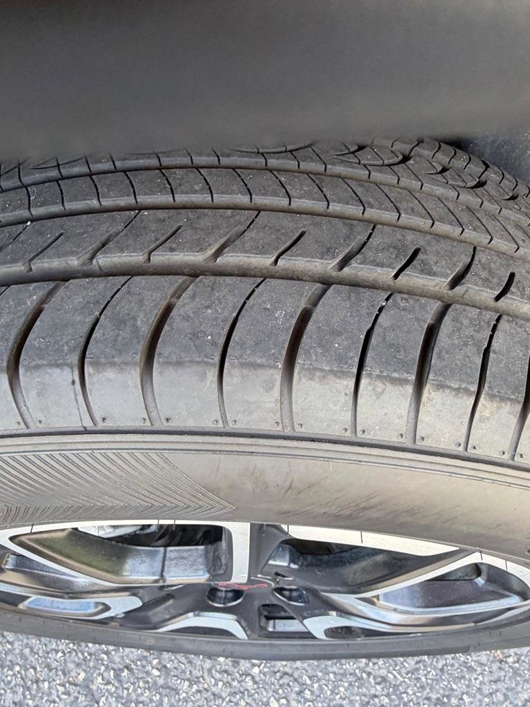 Used 2025 Jeep Compass Trailhawk AWD/4WD image 27