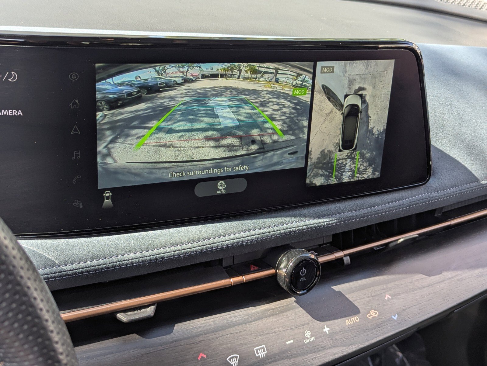 Certified 2024 Nissan Ariya AWD image 25