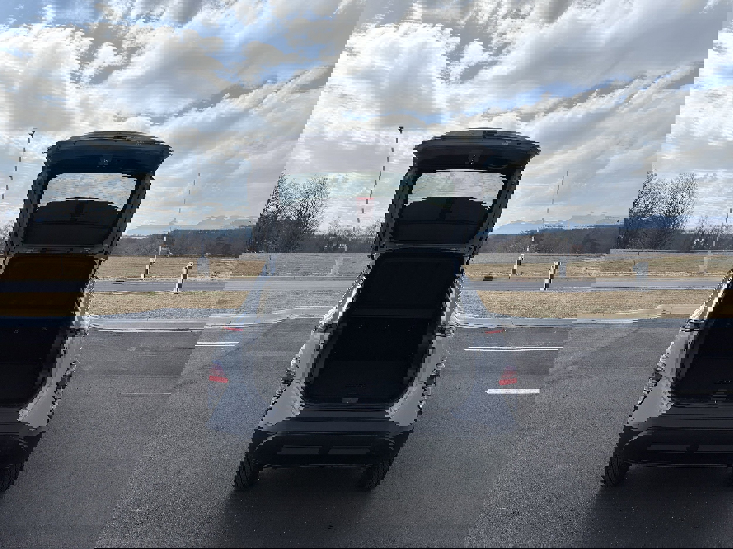 Used 2025 Hyundai Kona SEL image 11