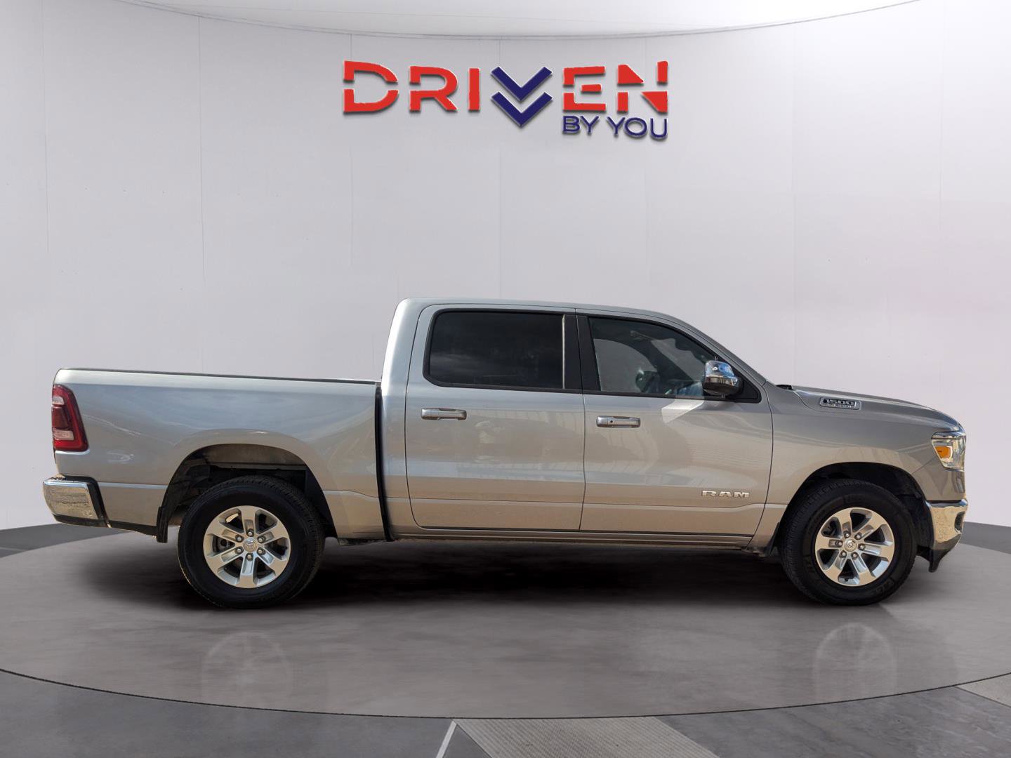 Used 2024 RAM 1500 Laramie image 6
