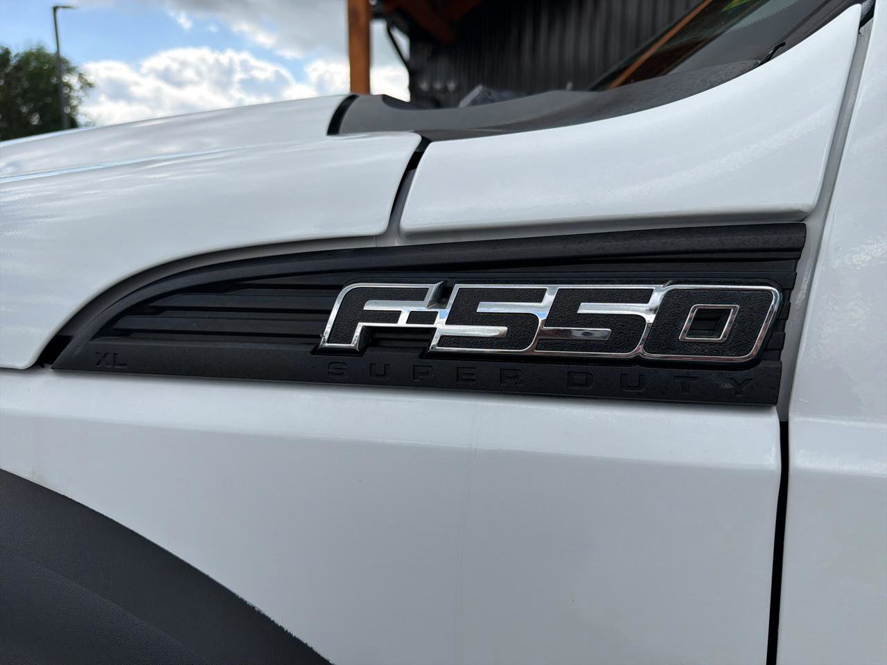 Used 2015 Ford F550 4x4 Crew Cab Super Duty image 19