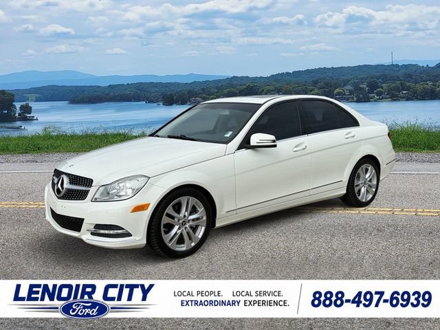 Used 2012 Mercedes-Benz C 300 4MATIC Sedan image 5