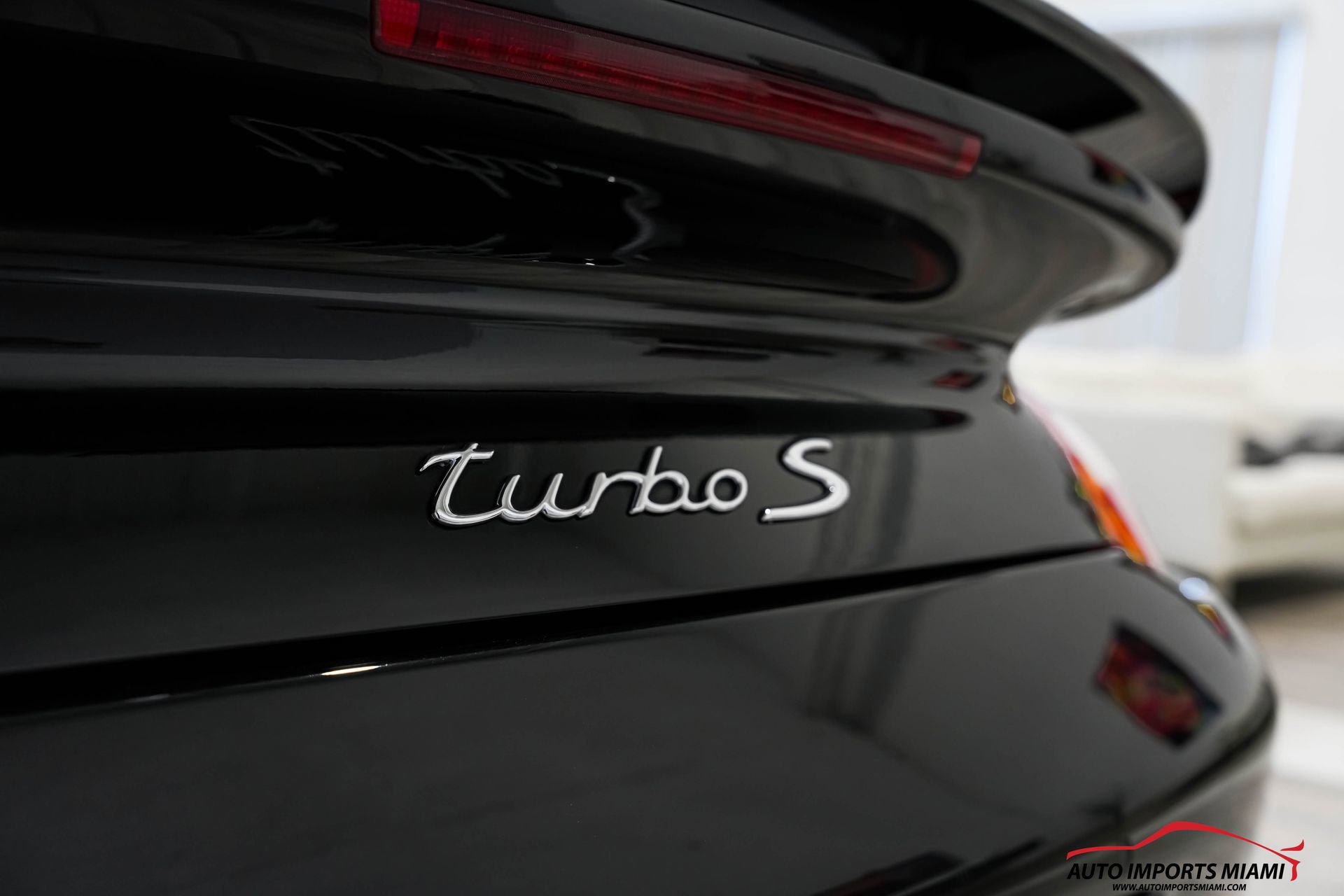 Used 2012 Porsche 911 Turbo S image 18