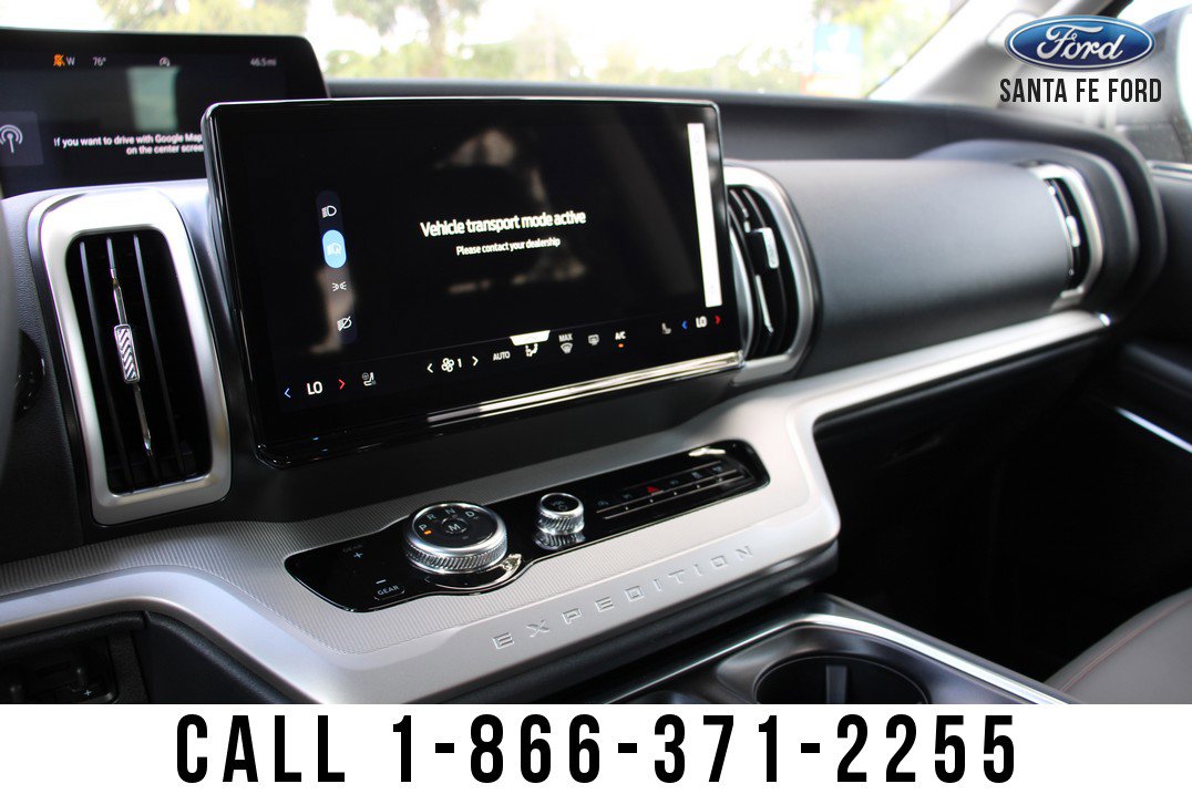 New 2025 Ford Expedition Active image 37