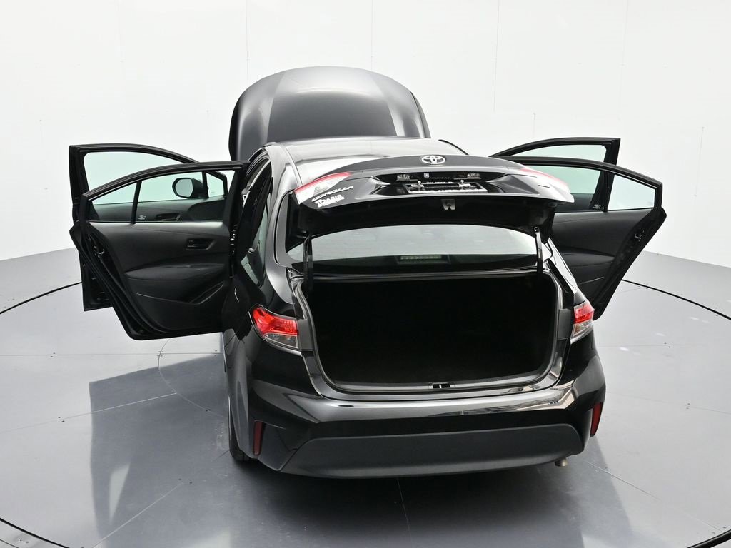 Used 2023 Toyota Corolla LE image 50