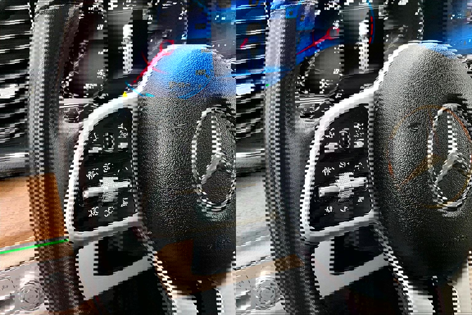 Certified 2021 Mercedes-Benz GLS 450 4MATIC image 21