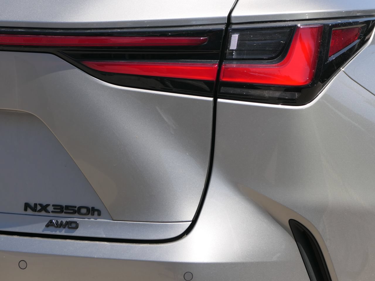 Used 2025 Lexus NX 350h AWD w/ Cold Area Package image 4