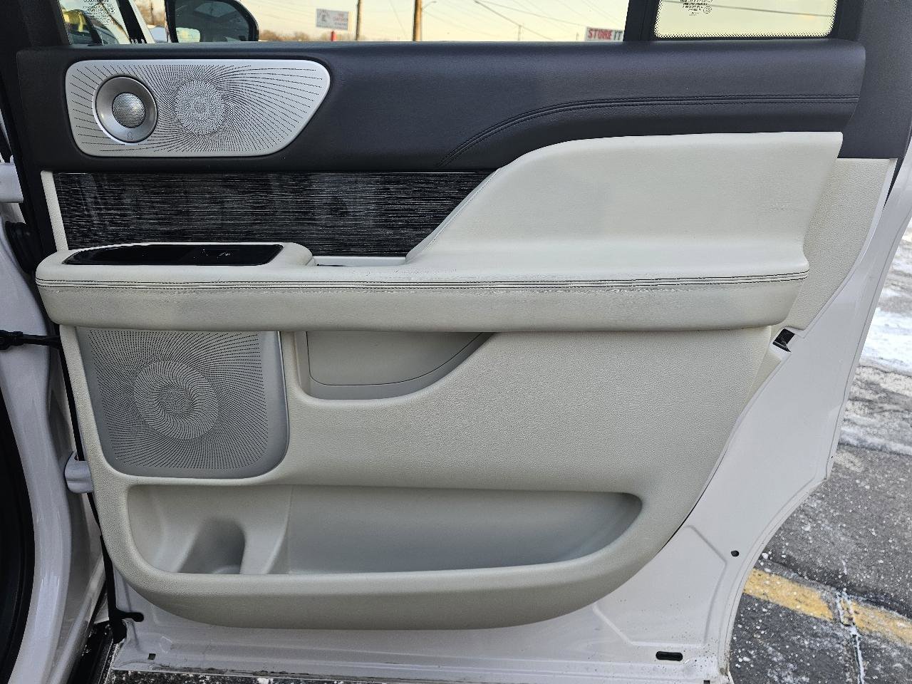 Used 2018 Lincoln Navigator L Black Label w/ Cargo Package AWD/4WD image 72