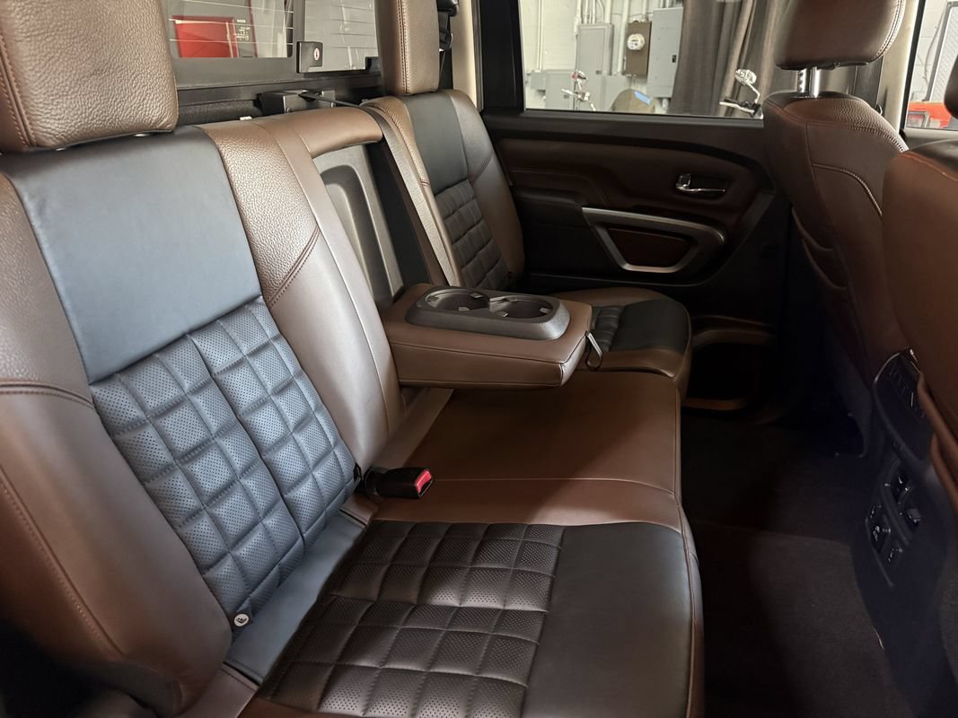 Used 2018 Nissan Titan XD AWD/4WD image 20