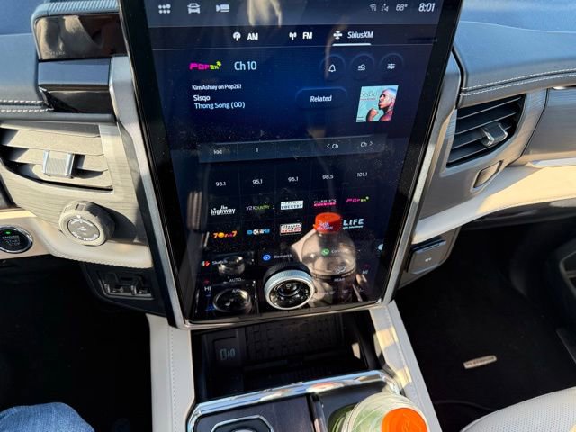 Used 2023 Ford Expedition Max Platinum AWD/4WD image 19