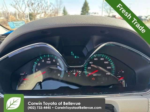 Used 2017 Chevrolet Traverse LT w/ Style and Technology Package image 16