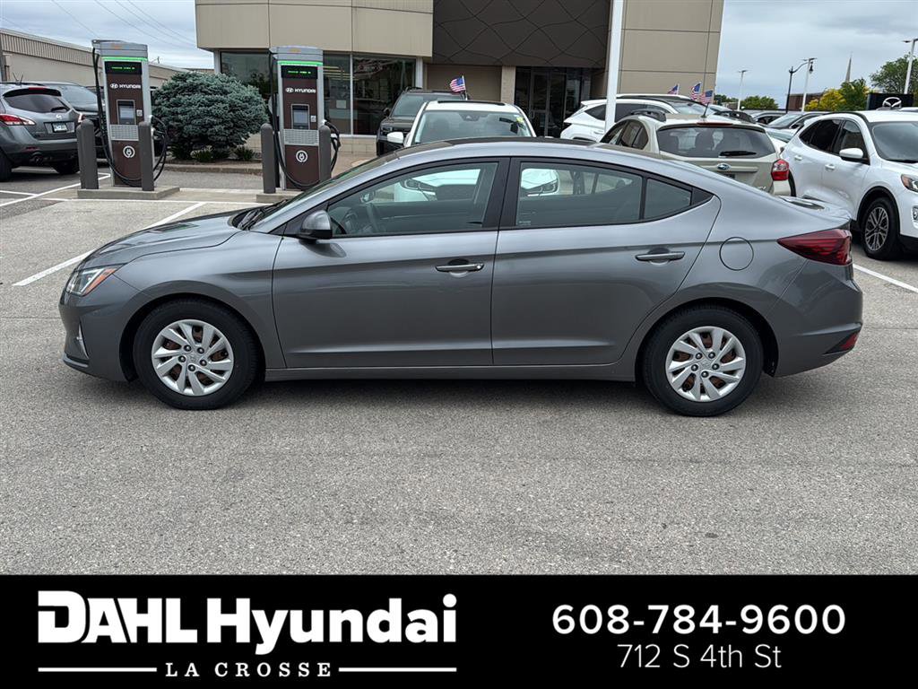 Used 2020 Hyundai Elantra SE w/ Cargo Package (C1) FWD video 1