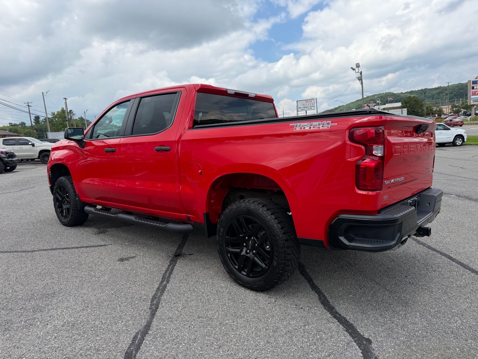 Used 2024 Chevrolet Silverado 1500 Custom Trail Boss AWD/4WD image 4