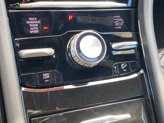 New 2025 Jeep Grand Cherokee L Overland w/ Trailer Tow Package image 24